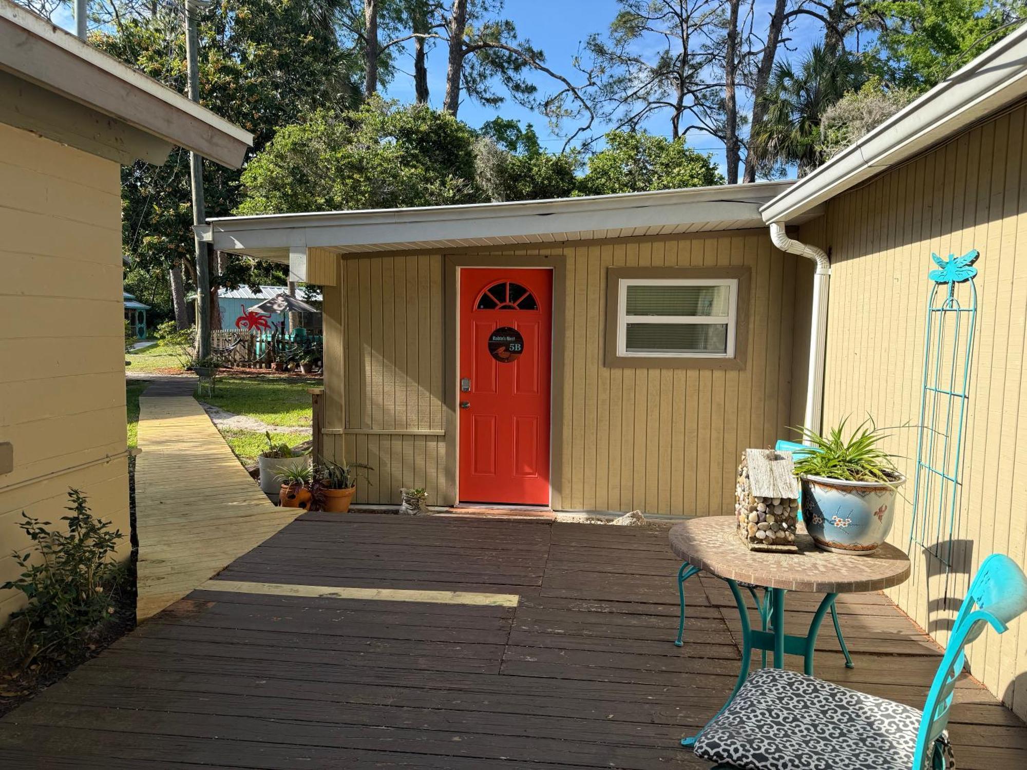 Nature Coast Inn & Cottages Inglis Exterior foto